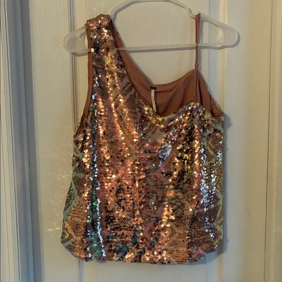 Free People Disco Fever One Shoulder Sequins Top size M - Picture 3 of 6